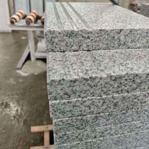 东营芝麻白楼梯踏步