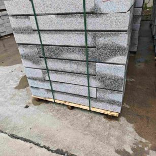 东营芙蓉白路牙石，马路牙子