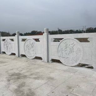 东营芝麻白河道栏杆 石材栏杆