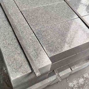 东营芝麻灰 芝麻白 路牙石 路侧石 马路牙子