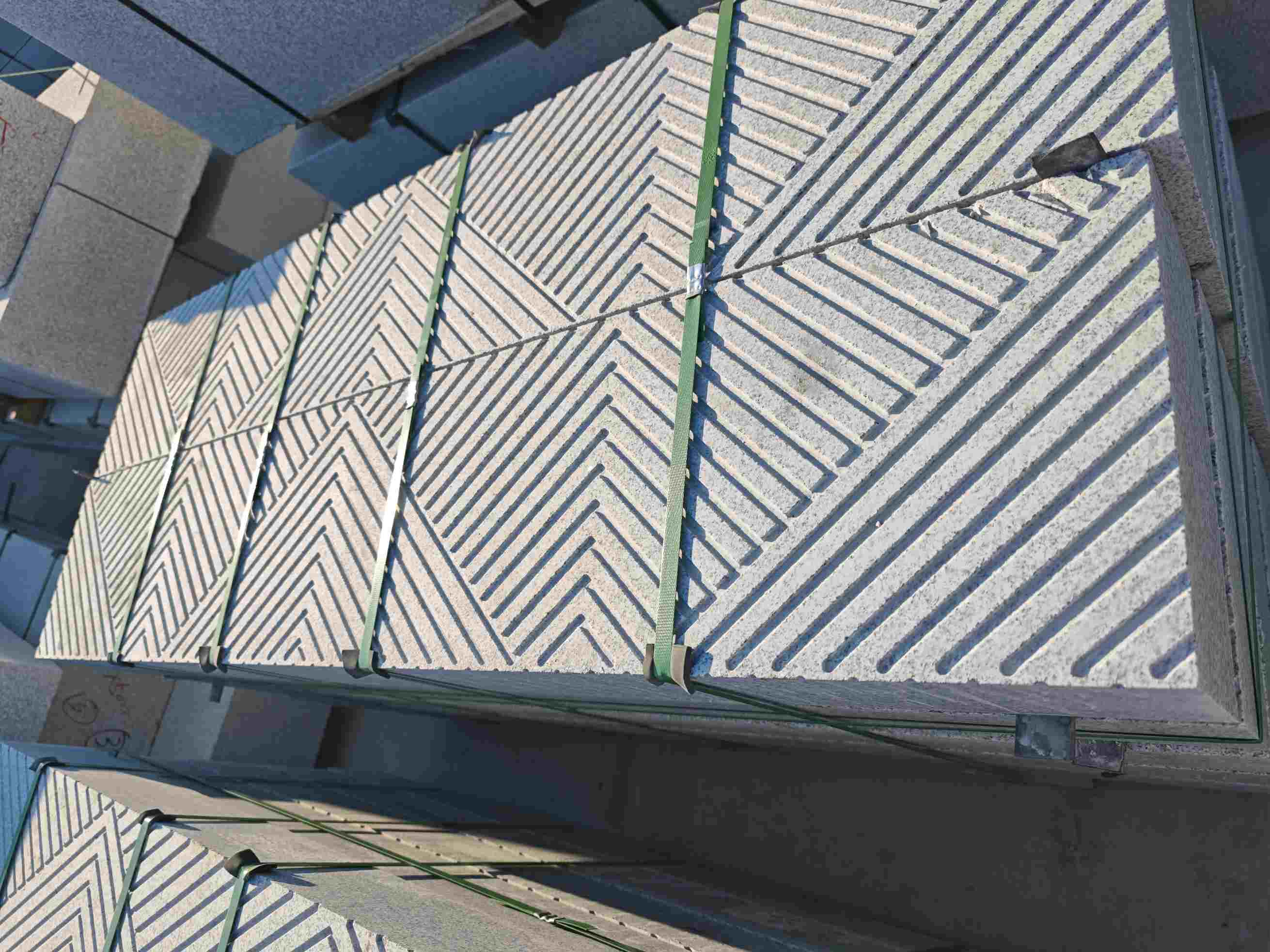 东营芝麻白石材雕刻定制