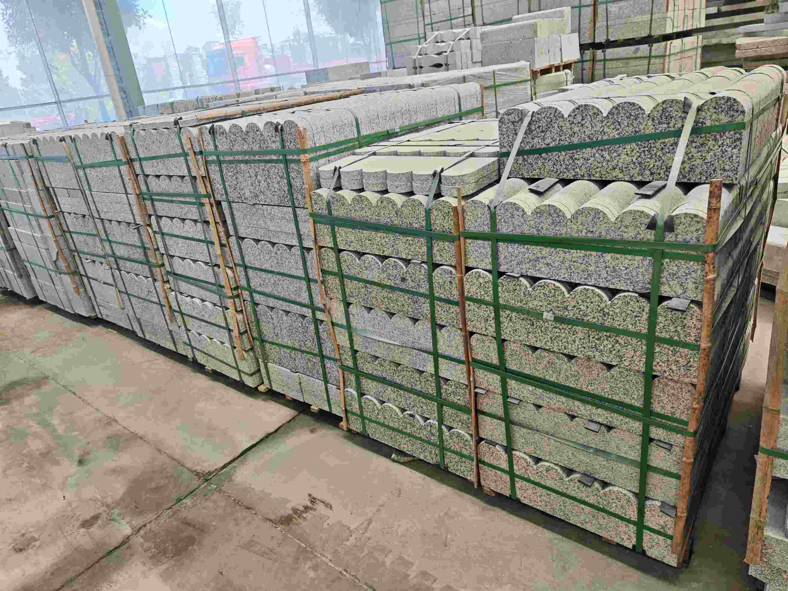 东营芝麻白芙蓉白花边石