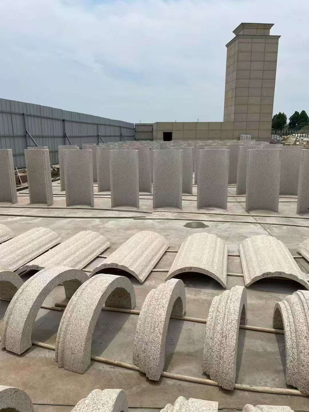 东营黄金麻别墅柱皮 异形 线条定制